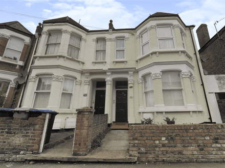 CHARMING 2 BEDROOM APARTMENT AVAILABLE IN LONDON
